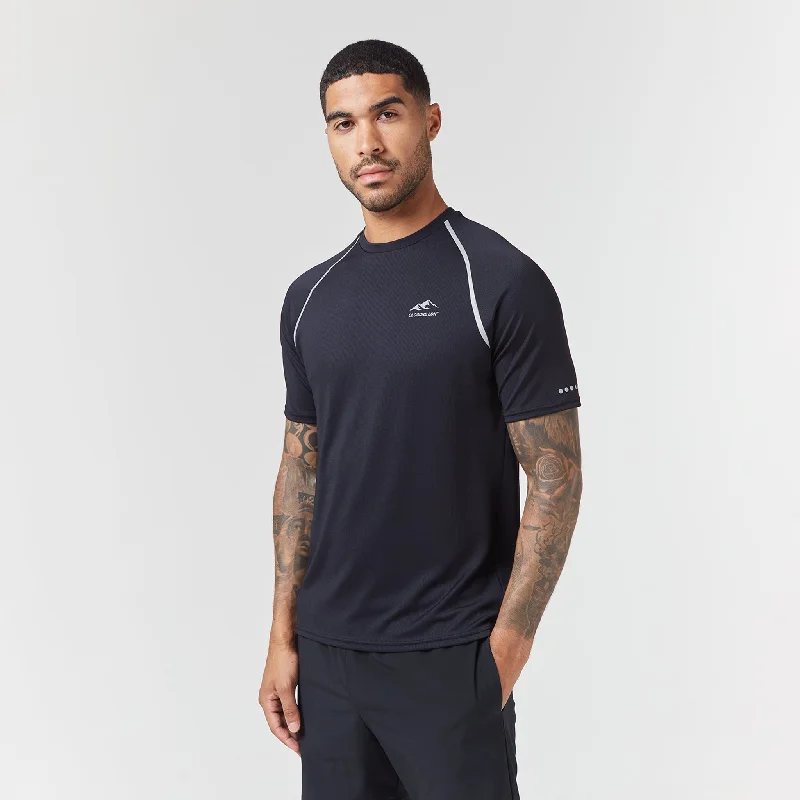 Light on Body Reflective Training T-Shirt | Black Casual Men's Japanese 