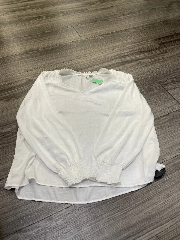 Top Long Sleeve By Cato In White, Size: Xl Monochromatic All