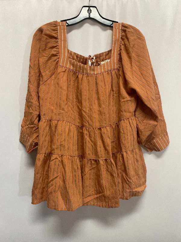 Top Long Sleeve By Easel In Brown, Size: S Monochromatic All