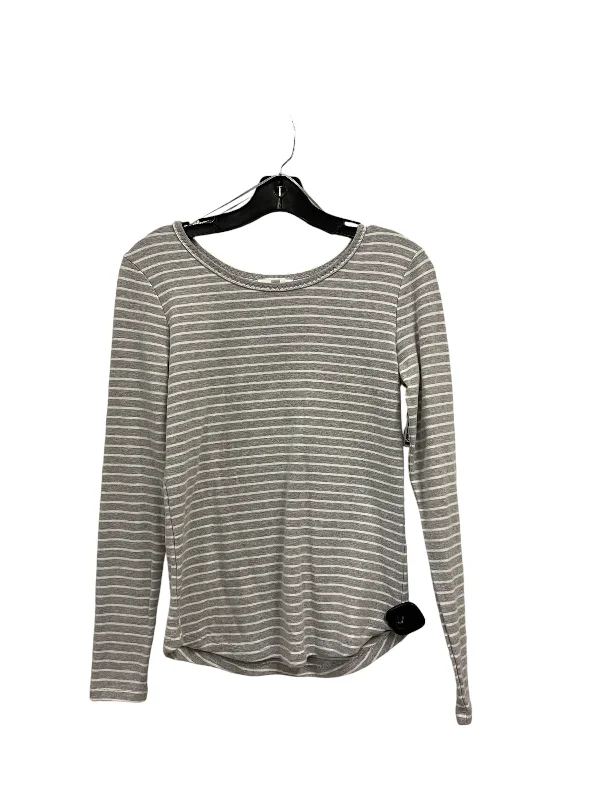 Top Long Sleeve By A Loves A In Grey, Size: S Casual Men's Short