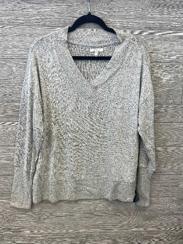 Top Long Sleeve By Maurices In Grey, Size: M Artistic Men's Avant